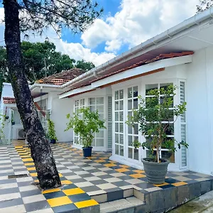 Allure Cmb By Allure Leisure Hotel